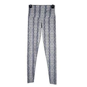 Onzie Leggings High Waist Grey Snakeskin Print Animal Print Size XS